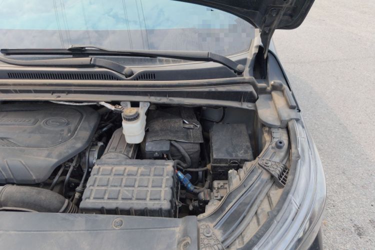 Used GAC Trumpchi M6 2021 PRO 270T Automatic Luxury Edition Engine Bay Left