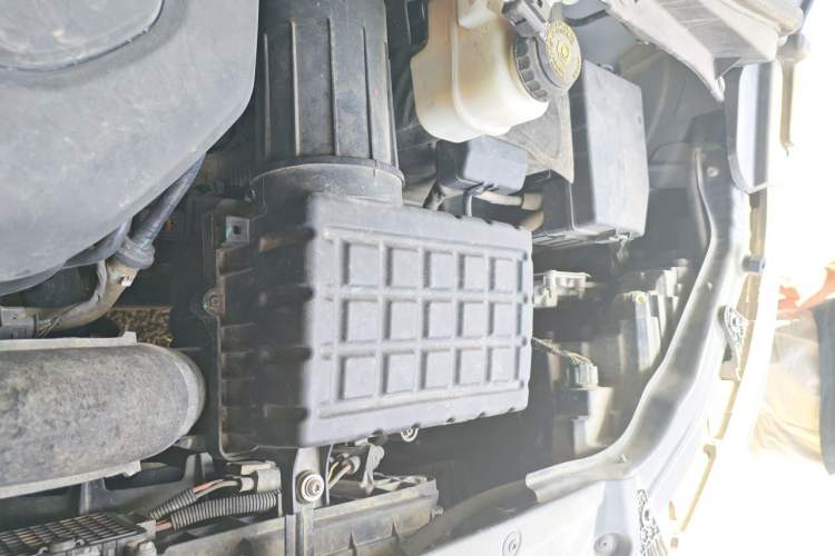 Used GAC Trumpchi M6 2021 PRO 270T Automatic Luxury Edition Engine Bay Left