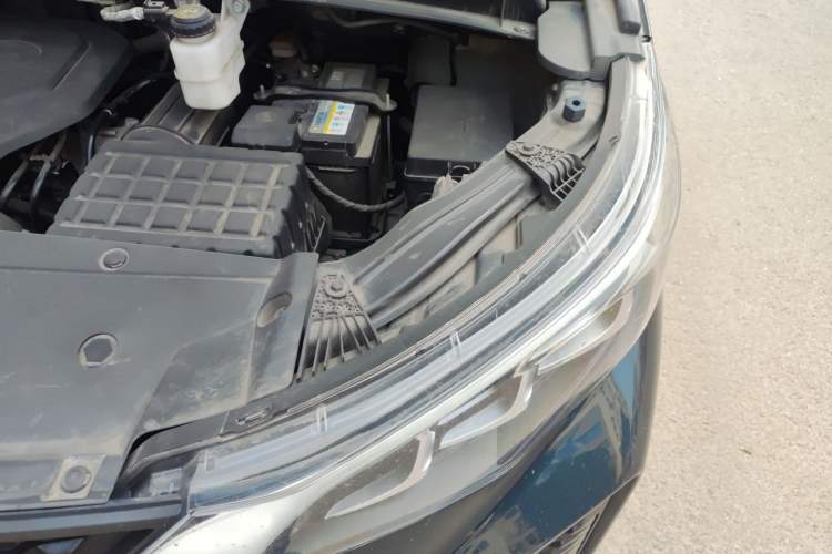 Used GAC Trumpchi M6 2021 PRO 270T DCT Luxury Edition Engine Bay Left
