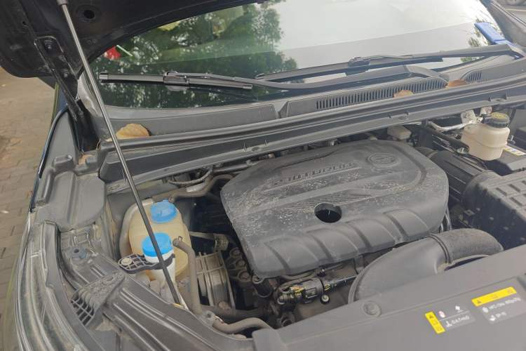 Used GAC Trumpchi M6 2021 270T DCT Luxury Edition (7-seater) Engine Bay Right