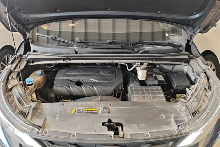 Used GAC Trumpchi M6 2021 PRO 270T DCT Luxury Edition Engine Bay