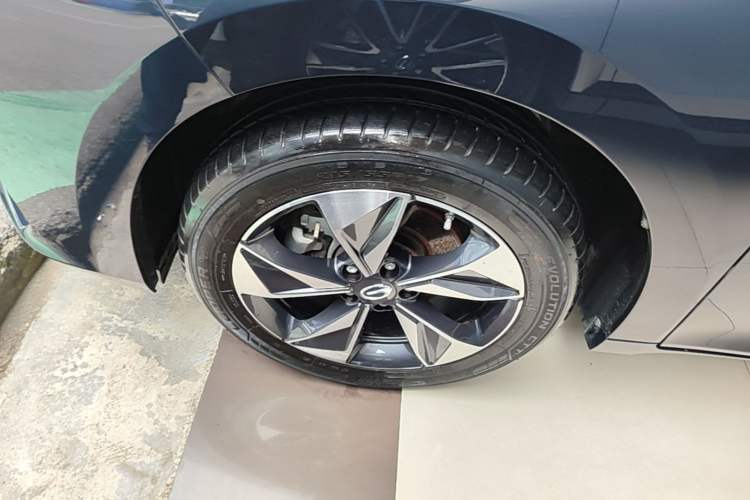 Used GAC Trumpchi M6 2021 PRO 270T DCT Luxury Edition Exterior 4