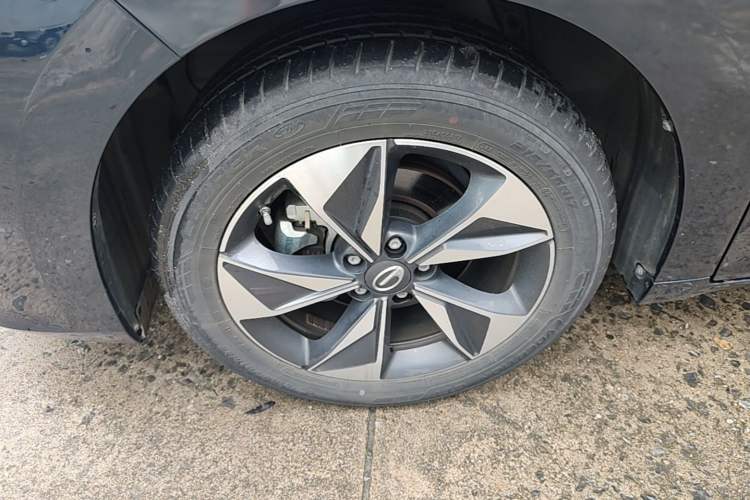 Used GAC Trumpchi M6 2021 PRO 270T DCT Luxury Edition Exterior 4