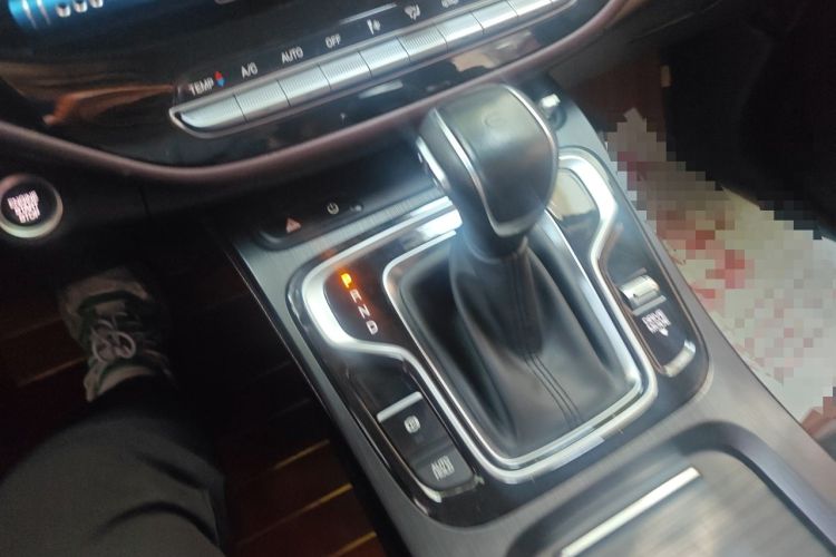 Used GAC Trumpchi M6 2021 PRO 270T DCT Luxury Edition Gear Lever