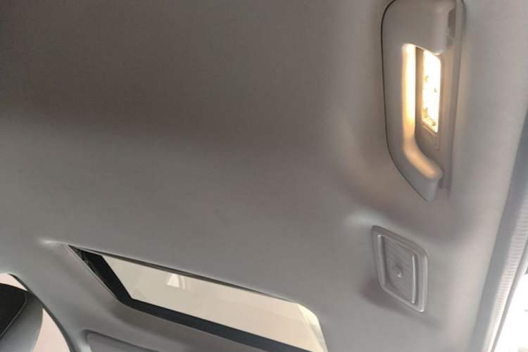 Used GAC Trumpchi M6 2021 270T DCT Luxury Edition (7 Seats) Headliner