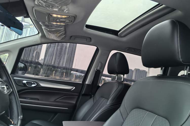 Used GAC Trumpchi M6 2021 PRO 270T DCT Luxury Edition Headliner