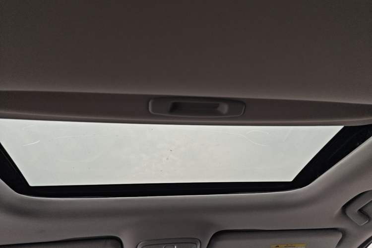Used GAC Trumpchi M6 2021 PRO 270T Automatic Luxury Edition Headliner