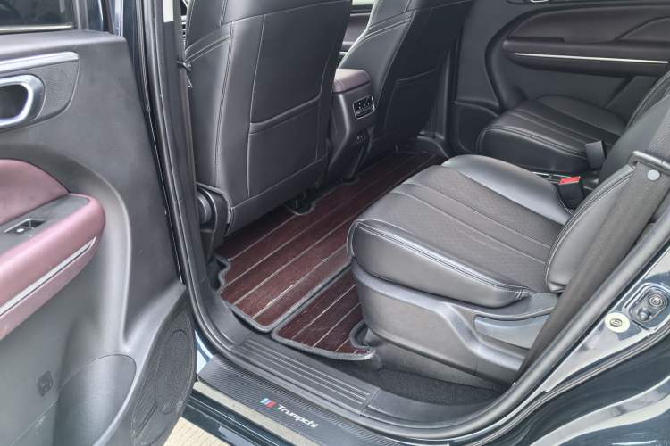 Used GAC Trumpchi M6 2021 PRO 270T DCT Luxury Edition Interior 2