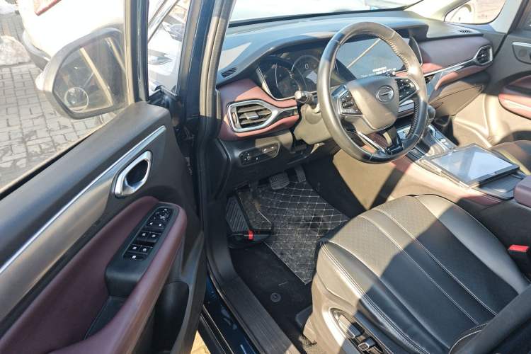 Used GAC Trumpchi M6 2021 PRO 270T DCT Luxury Edition Interior 3