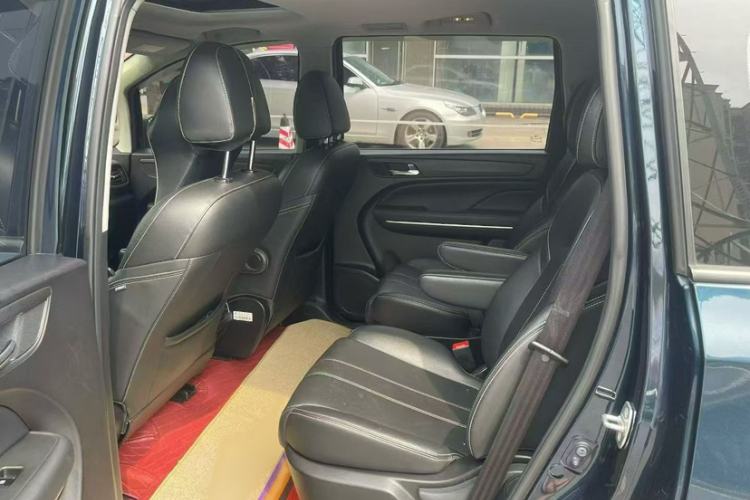 Used GAC Trumpchi M6 2021 270T DCT Luxury Edition (7 Seats) Interior 4