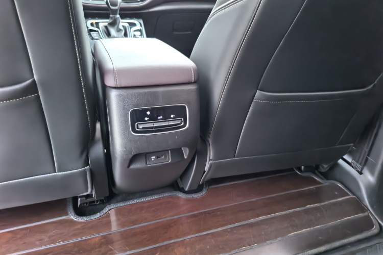 Used GAC Trumpchi M6 2021 PRO 270T DCT Luxury Edition Interior 4