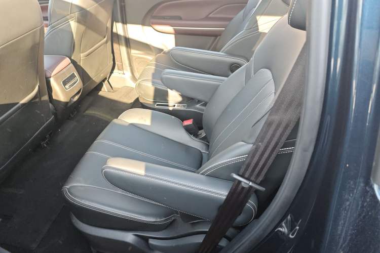 Used GAC Trumpchi M6 2021 PRO 270T DCT Luxury Edition Interior 4