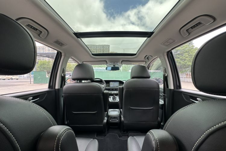 Used GAC Trumpchi M6 2021 270T DCT Luxury Edition (7-seater) Interior 5