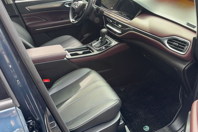 Used GAC Trumpchi M6 2021 PRO 270T DCT Luxury Edition Interior 7