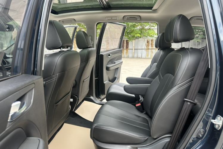 Used GAC Trumpchi M6 2021 270T DCT Luxury Edition (7-seater) Interior 9