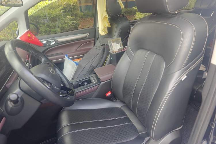 Used GAC Trumpchi M6 2021 270T DCT Luxury Edition (7-seater) Left Front Seat