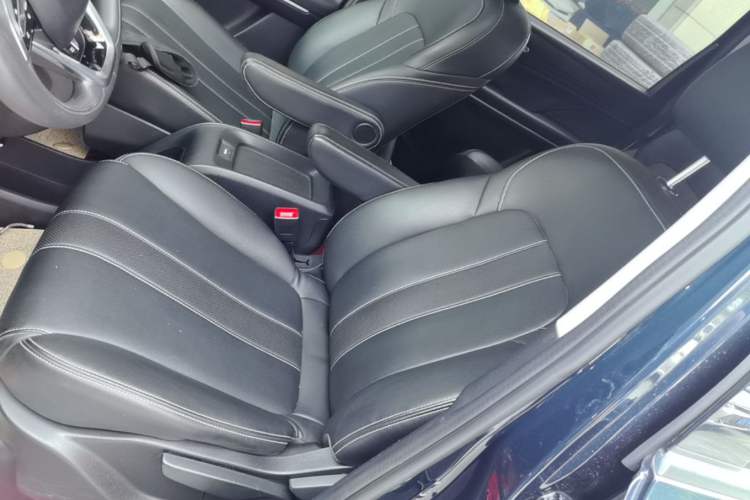 Used GAC Trumpchi M6 2021 270T DCT Luxury Edition (7 Seats) Left Front Seat