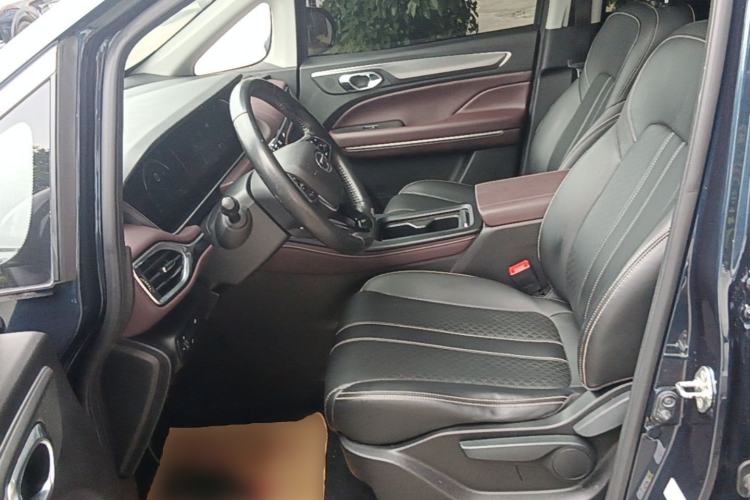 Used GAC Trumpchi M6 2021 270T DCT Luxury Edition (7-seater) Left Front Seat