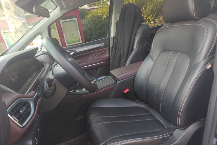 Used GAC Trumpchi M6 2021 PRO 270T DCT Luxury Edition Left Front Seat