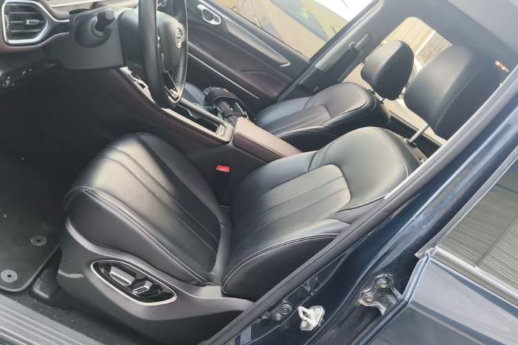 Used GAC Trumpchi M6 2021 270T DCT Prestige Edition (7-seater) Left Front Seat