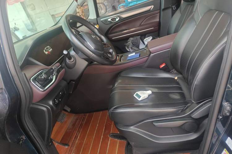 Used GAC Trumpchi M6 2021 PRO 270T DCT Luxury Edition Left Front Seat