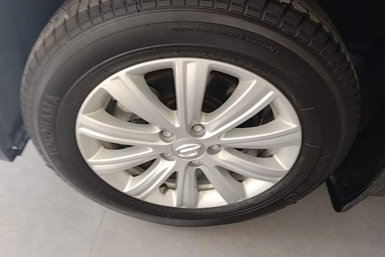 Used GAC Trumpchi M6 2021 270T DCT Luxury Edition (7 Seats) Left Front Wheel Hub