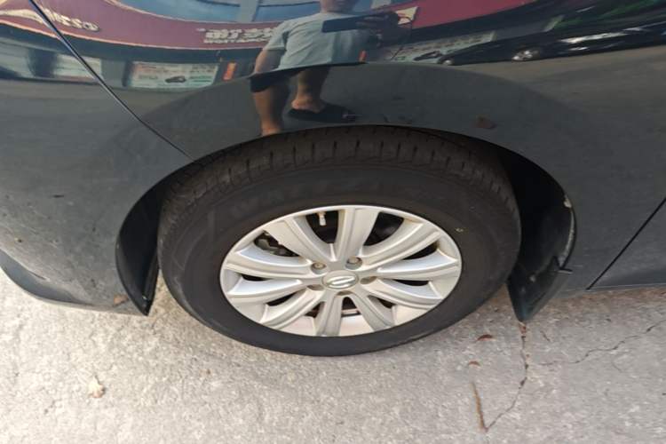 Used GAC Trumpchi M6 2021 270T DCT Elite Edition (7-seater) Left Front Wheel Hub