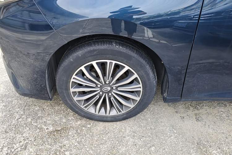 Used GAC Trumpchi M6 2021 270T DCT Prestige Edition (7 Seats) Left Front Wheel Hub