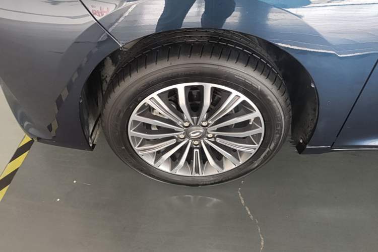 Used GAC Trumpchi M6 2021 270T DCT Luxury Edition (7-seater) Left Front Wheel Hub