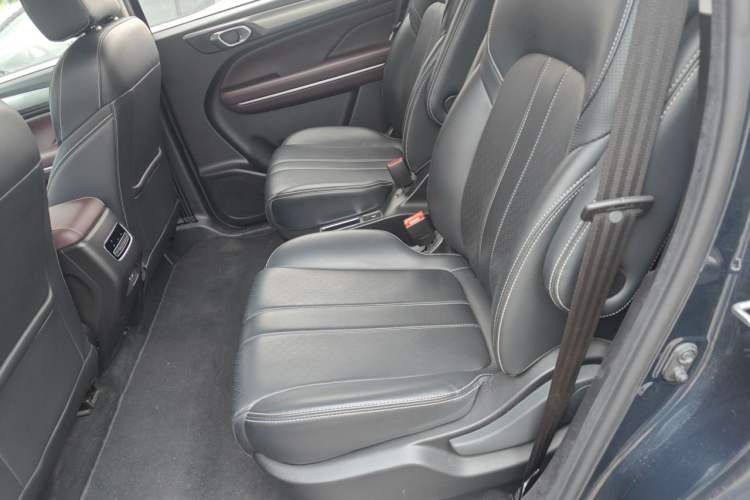 Used GAC Trumpchi M6 2021 PRO 270T DCT Luxury Edition Left Rear Seat