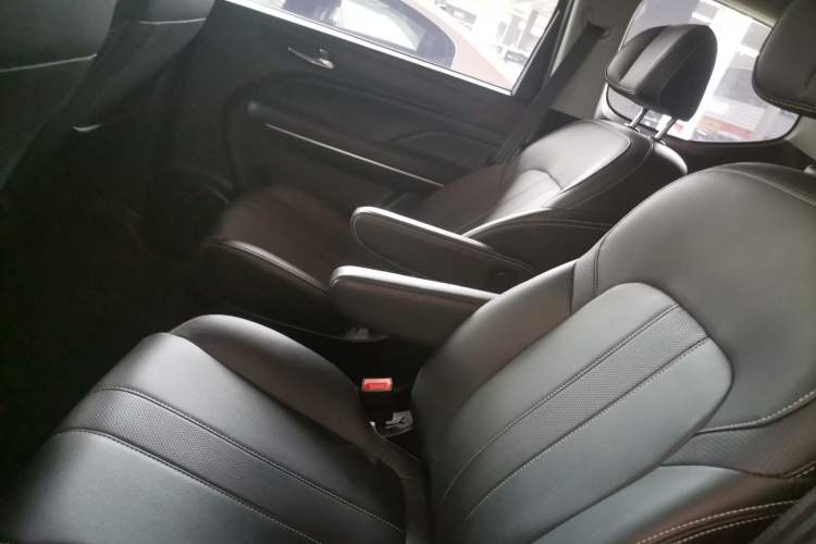 Used GAC Trumpchi M6 2021 270T DCT Luxury Edition (7 Seats) Left Rear Seat
