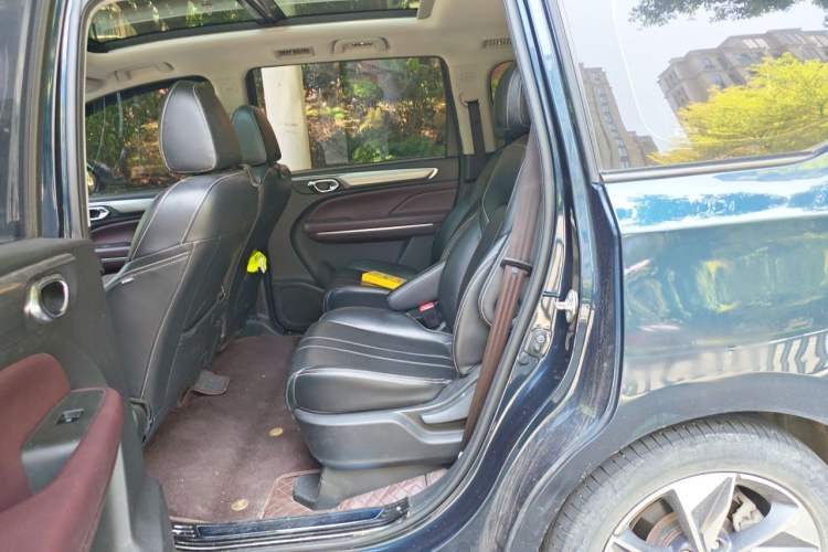 Used GAC Trumpchi M6 2021 PRO 270T Automatic Luxury Edition Left Rear Seat