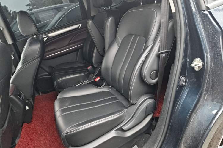 Used GAC Trumpchi M6 2021 PRO 270T Automatic Luxury Edition Left Rear Seat