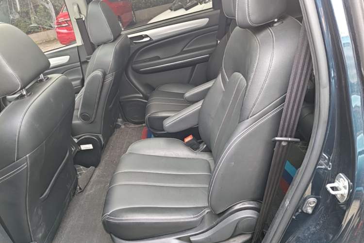 Used GAC Trumpchi M6 2021 270T DCT Prestige Edition (7 Seats) Left Rear Seat