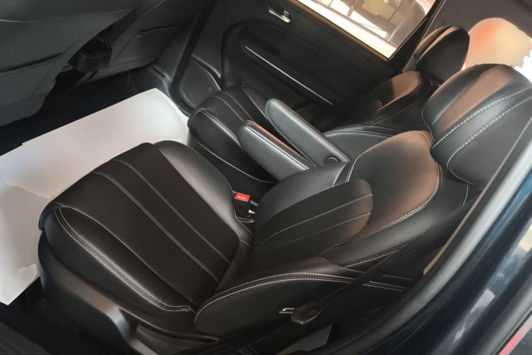 Used GAC Trumpchi M6 2021 270T DCT Luxury Edition (7 Seats) Left Rear Seat