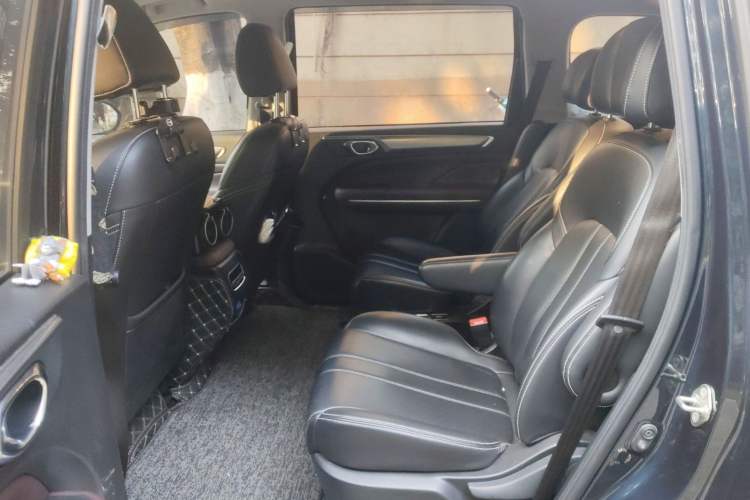Used GAC Trumpchi M6 2021 PRO 270T Automatic Luxury Edition Left Rear Seat