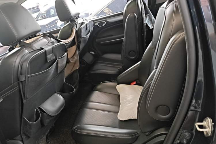 Used GAC Trumpchi M6 2021 PRO 270T DCT Luxury Edition Left Rear Seat