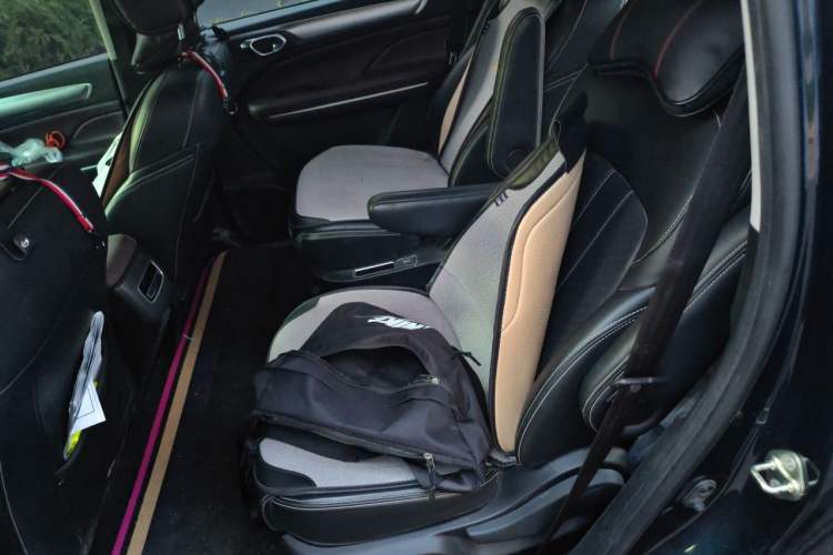 Used GAC Trumpchi M6 2021 PRO 270T Automatic Luxury Edition Left Rear Seat