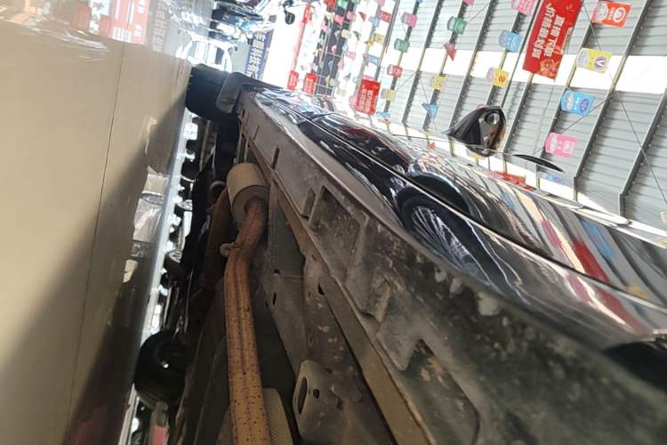 Used GAC Trumpchi M6 2021 270T DCT Elite Edition (7-seater) Left Side Sill