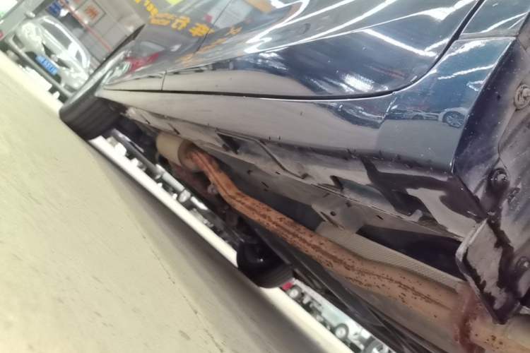 Used GAC Trumpchi M6 2021 270T DCT Luxury Edition (7 Seats) Left Side Sill