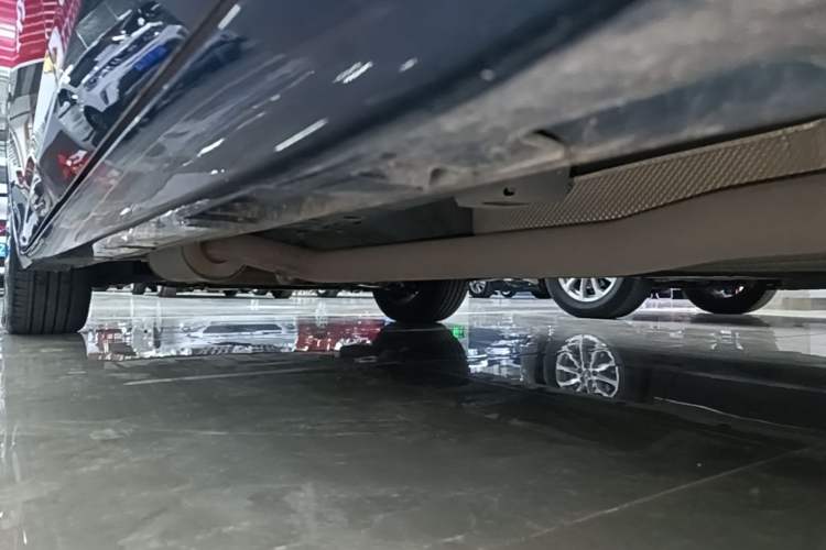 Used GAC Trumpchi M6 2021 PRO 270T DCT Luxury Edition Left Side Sill