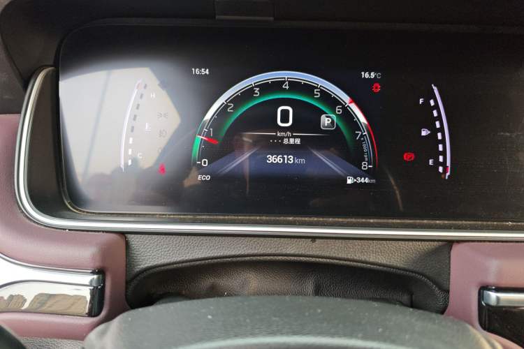 Used GAC Trumpchi M6 2021 PRO 270T Automatic Luxury Edition Odometer Close Up