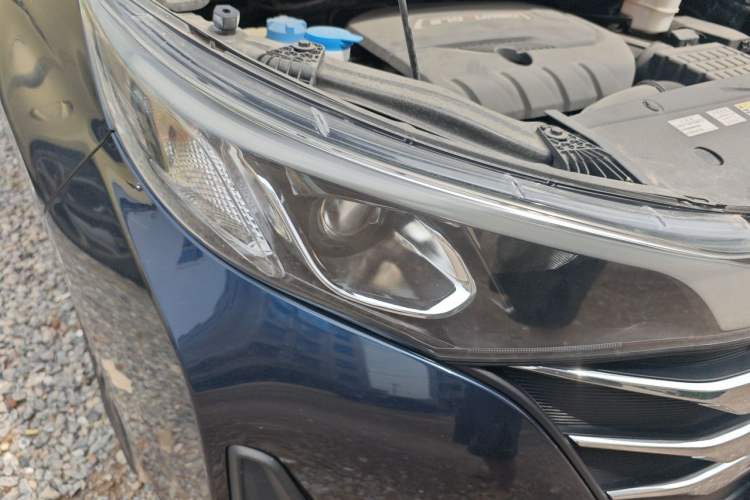 Used GAC Trumpchi M6 2021 270T DCT Luxury Edition (7-seater) Right Front Headlight