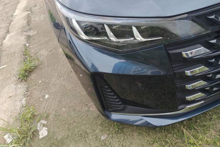 Used GAC Trumpchi M6 2021 PRO 270T DCT Luxury Edition Right Front Headlight