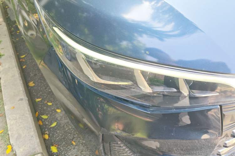 Used GAC Trumpchi M6 2021 PRO 270T Automatic Luxury Edition Right Front Headlight