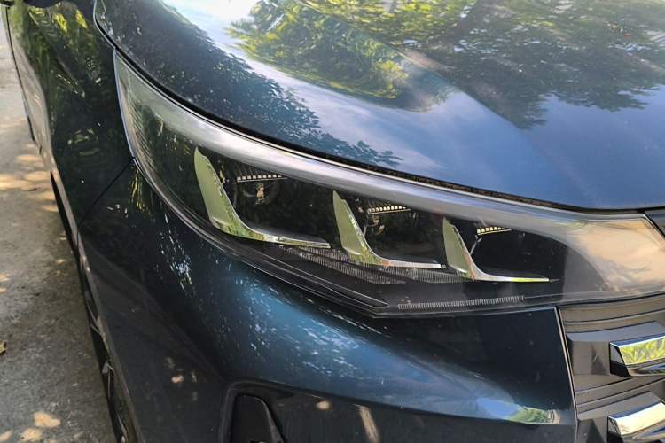 Used GAC Trumpchi M6 2021 PRO 270T DCT Luxury Edition Right Front Headlight