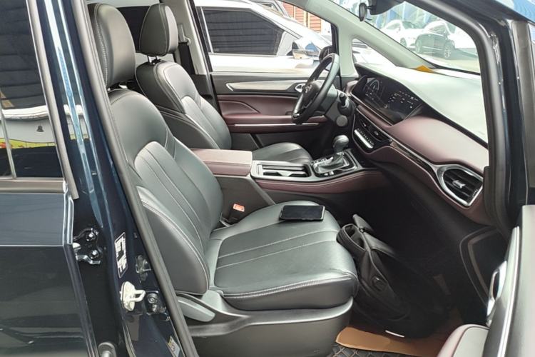 Used GAC Trumpchi M6 2021 PRO 270T DCT Luxury Edition Right Front Seat