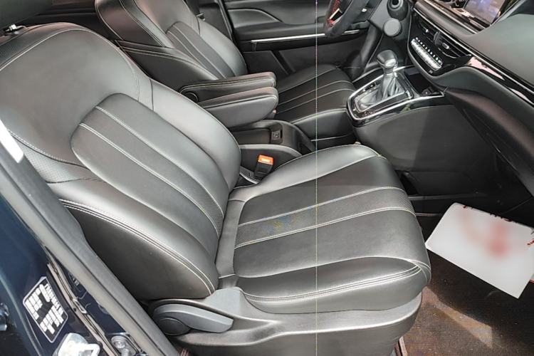 Used GAC Trumpchi M6 2021 270T DCT Luxury Edition (6-seater) Right Front Seat