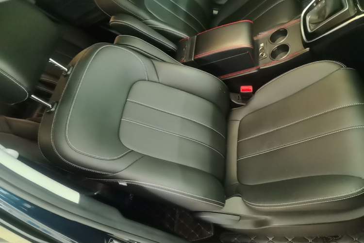 Used GAC Trumpchi M6 2021 270T DCT Luxury Edition (7 Seats) Right Front Seat