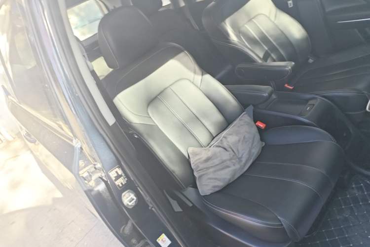Used GAC Trumpchi M6 2021 270T DCT Luxury Edition (7 Seats) Right Front Seat